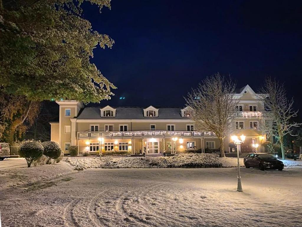 Meeressterne Hotel Residenz In Heringsdorf Екстер'єр фото